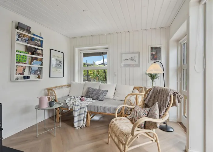 2 Bedroom Awesome In