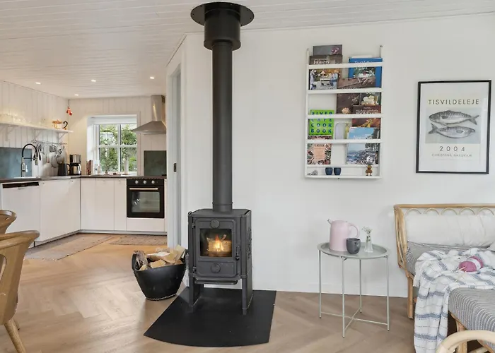 Сasa de vacaciones 2 Bedroom Awesome In Kerteminde