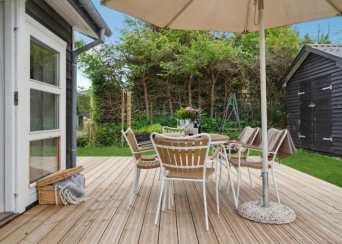 2 Bedroom Awesome In Kerteminde