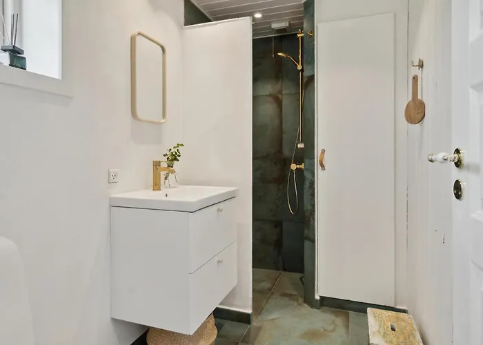 2 Bedroom Awesome In Сasa de vacaciones *